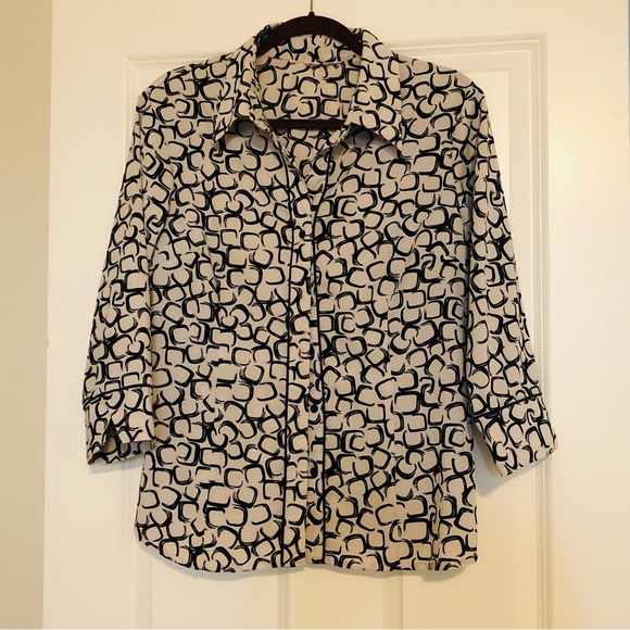 ✨LAST CHANCE✨ Grey and black patterned shirt - Picture 1 of 3